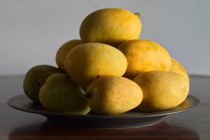 mango 300x200 - New Year, New Fruit