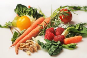 vegetables 1085063 1920 300x198 - Your New Years Diet Failed Again? Here's Why.